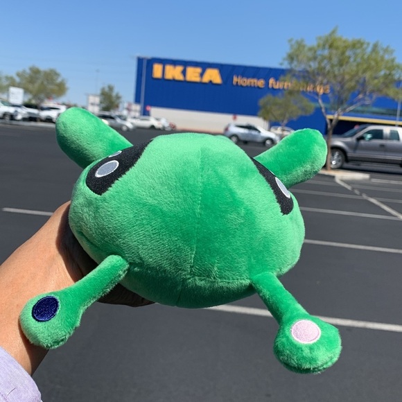 IKEA Alien Stuffed Toy w free rainbow 🌈 bag AFTONSPARV Soft toy, alien, 13 " - Picture 5 of 14